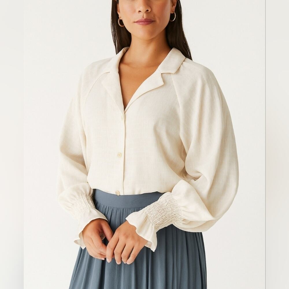 NWT Worthington Off-White & Pale Yellow Printed Button-Up Blouse